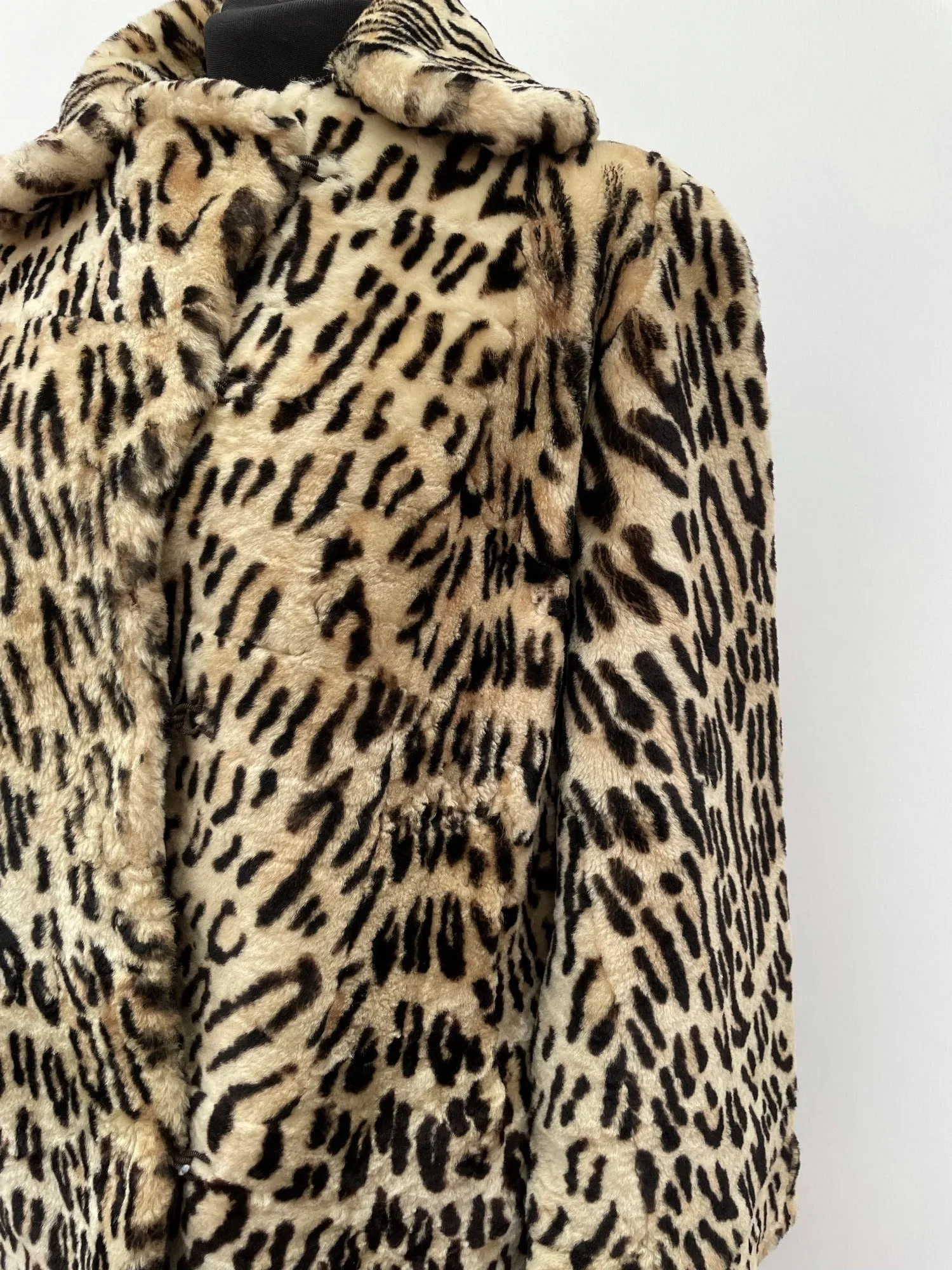 60s Beaver Lamb Leopard Print Coat - Size 12-14