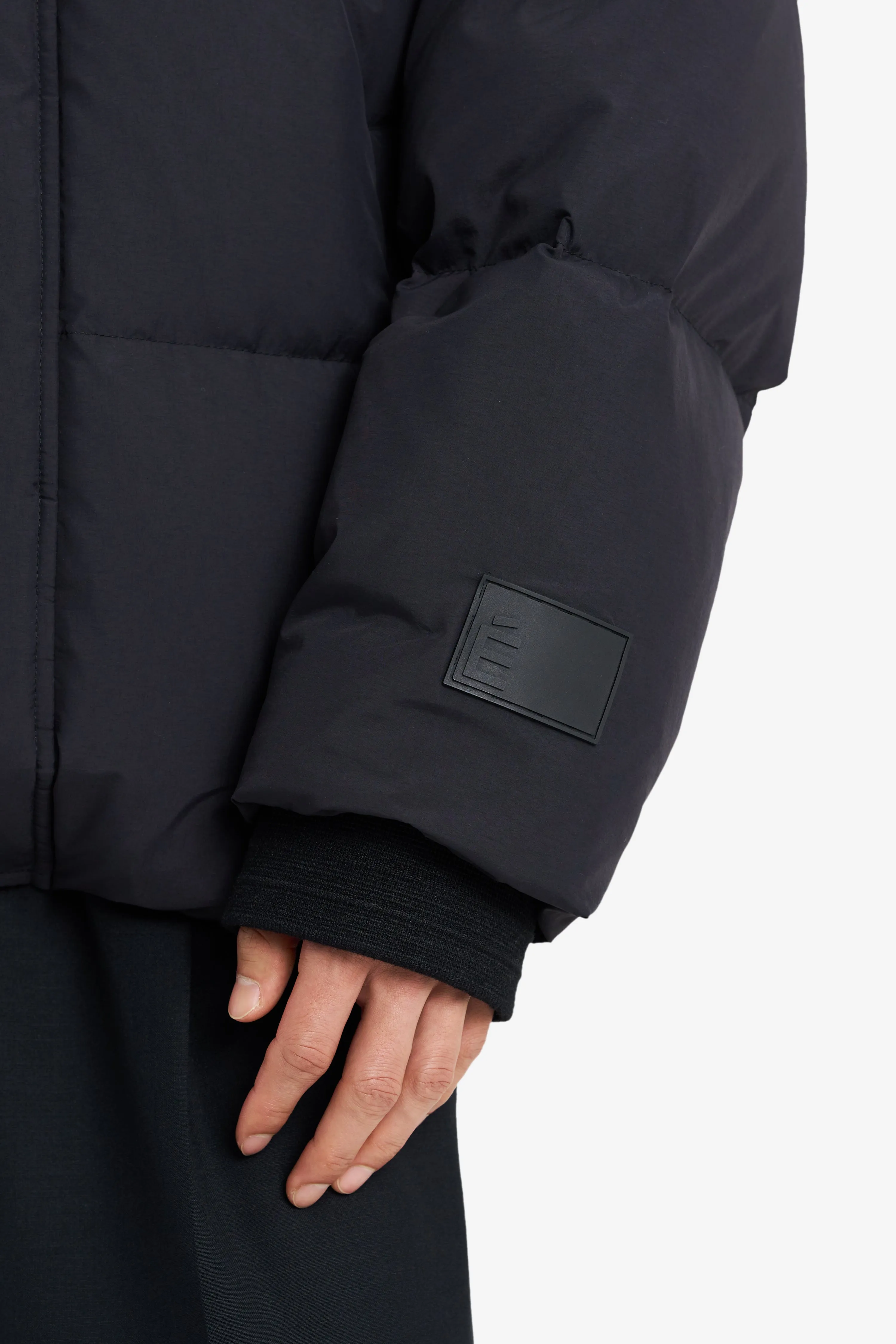 DOWN JACKET BLACK
