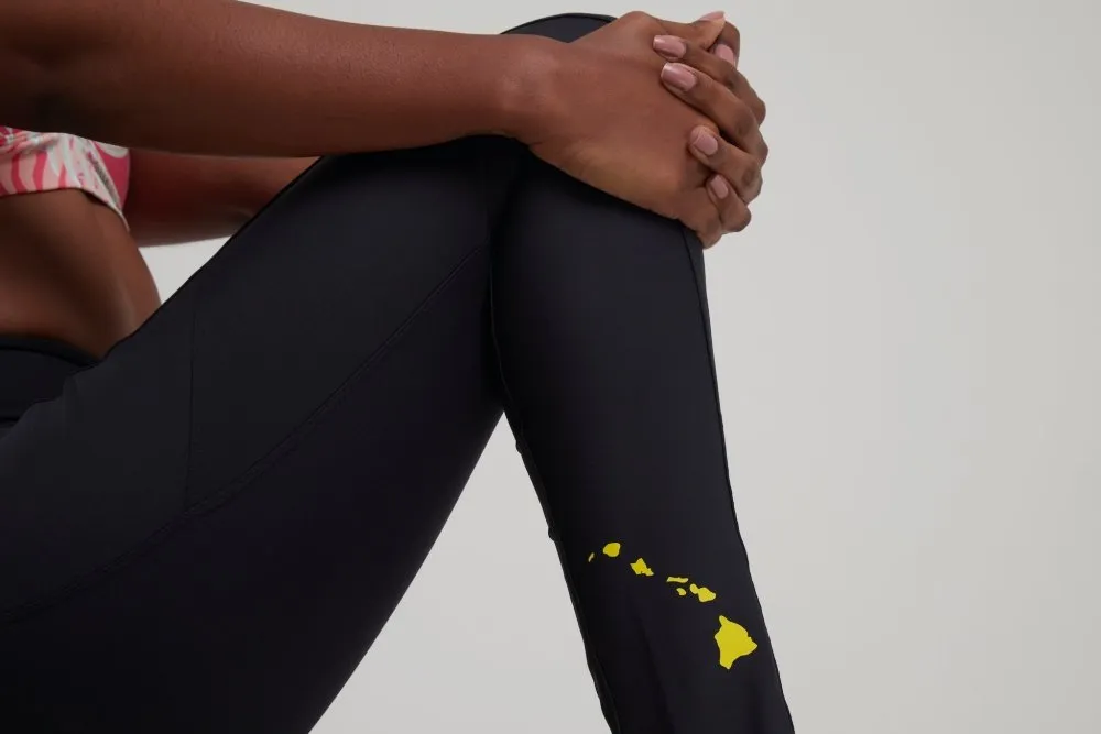 LEVITATE Leggings with Pockets  - SOLID BLACK (with Hawaiian Islands)