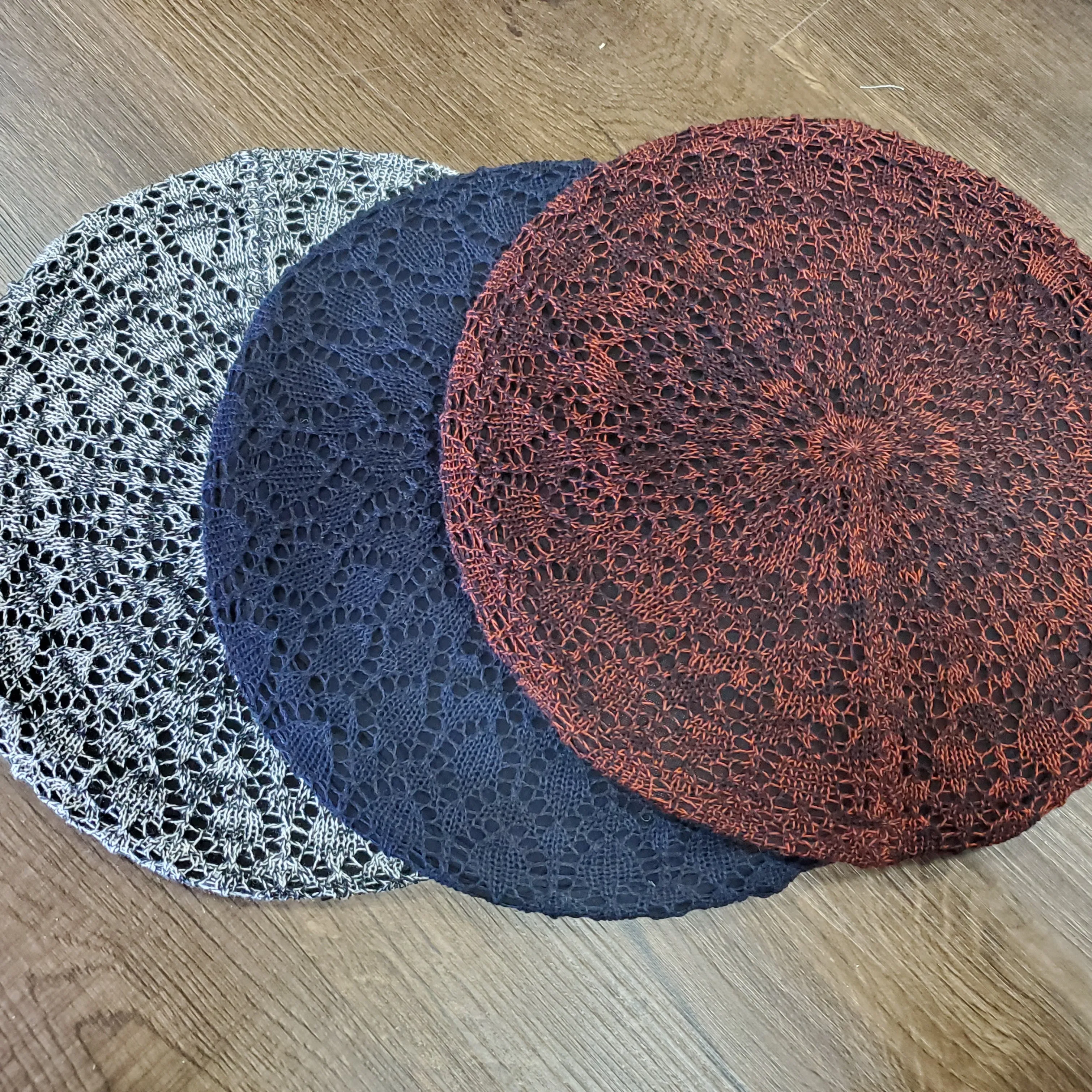 Lightweight Lined Two Toned Berets Atifa