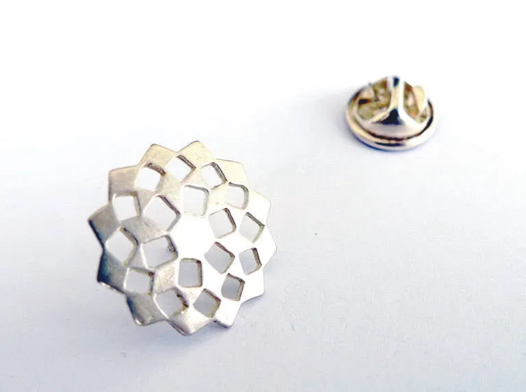 Mashrabiya Lapel Pin