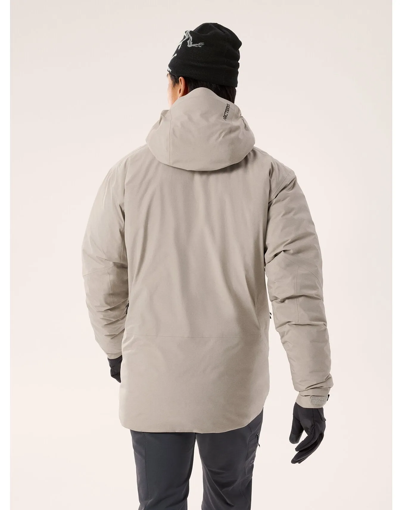Mens Beta Down Insulated Jacket (Past Season)