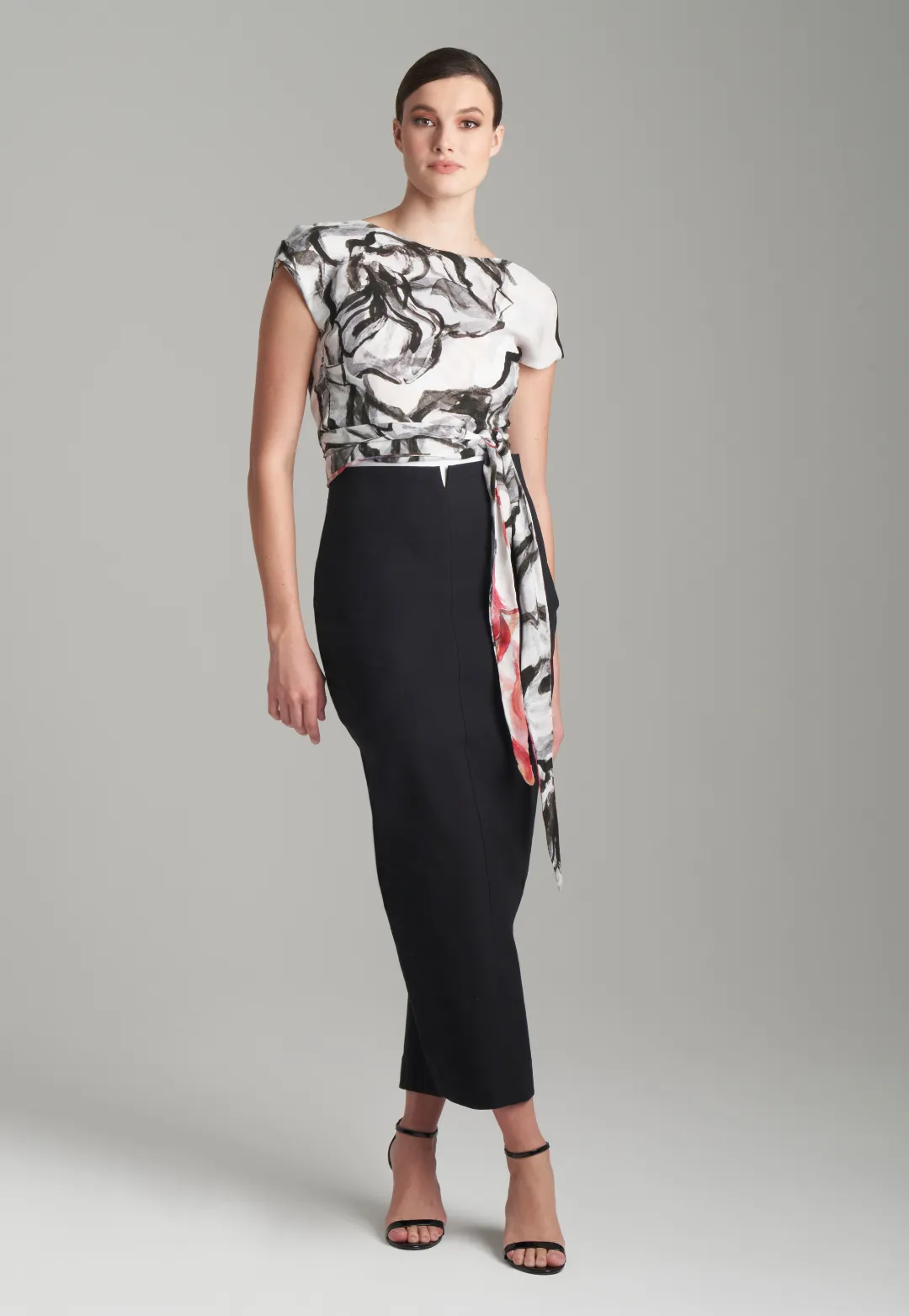 Penelope Italian Stretch Pencil Skirt in Black