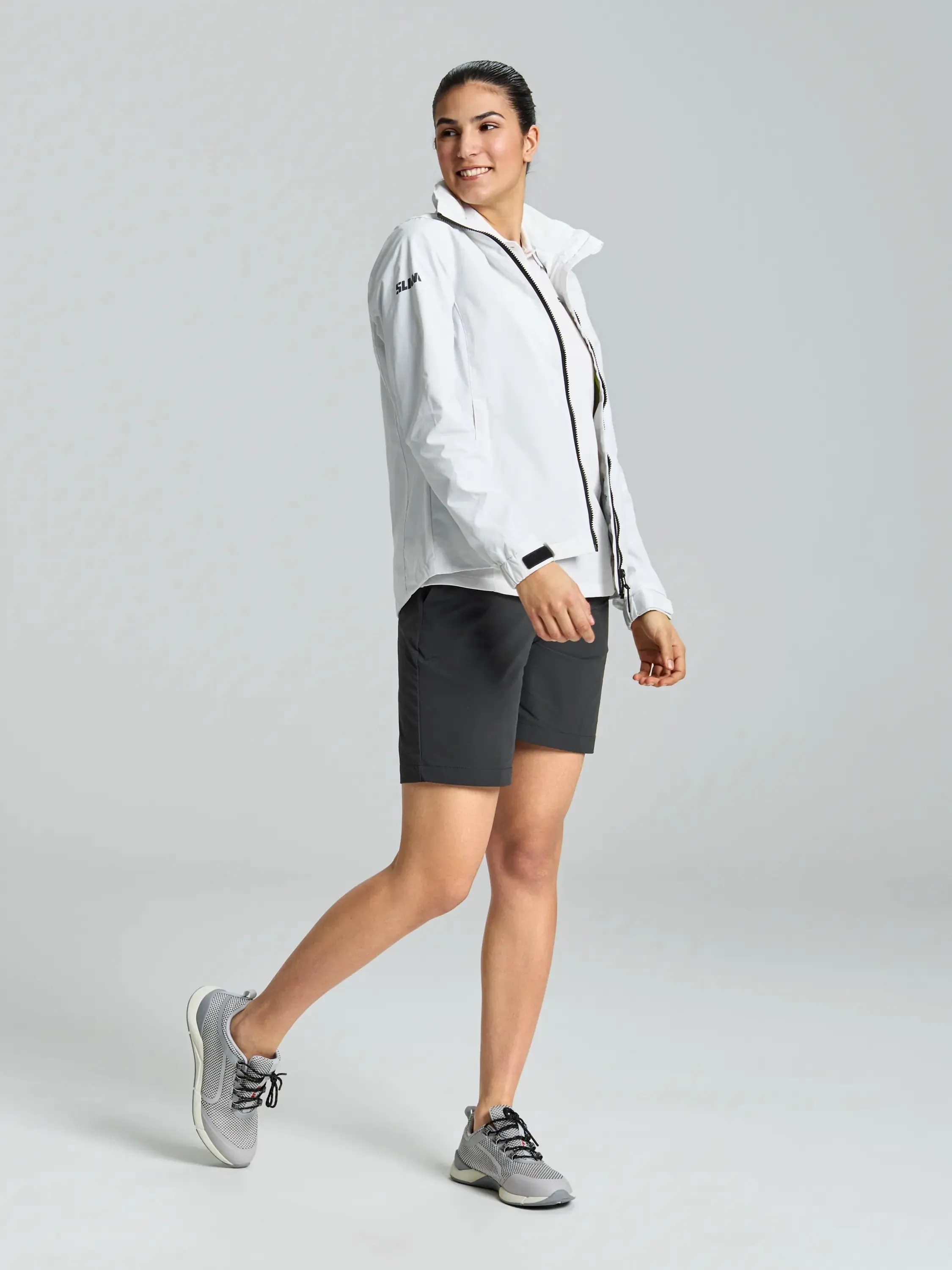 WOMAN SAILING JACKET